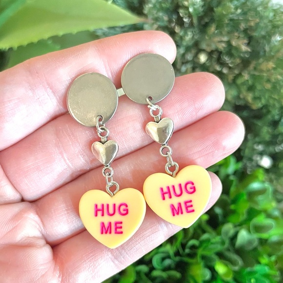 Conversation Heart Dangle Earrings - Picture 5 of 7